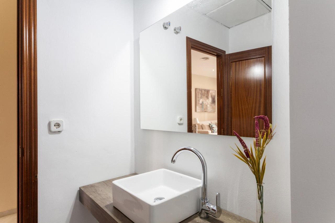 Green-Apartments Sierpes Севиля Екстериор снимка